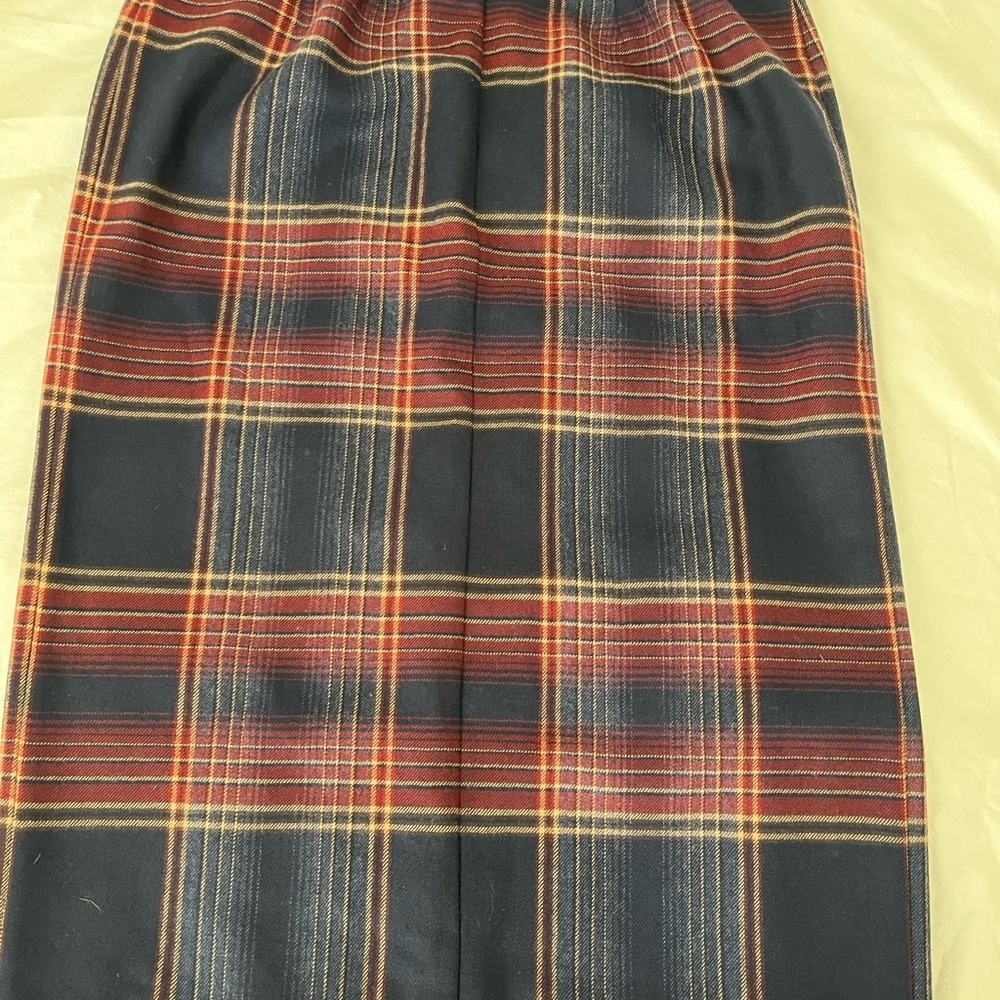 Talbots Tartan Plaid Wool Skirt with Leather Detail - Picture 5 of 8